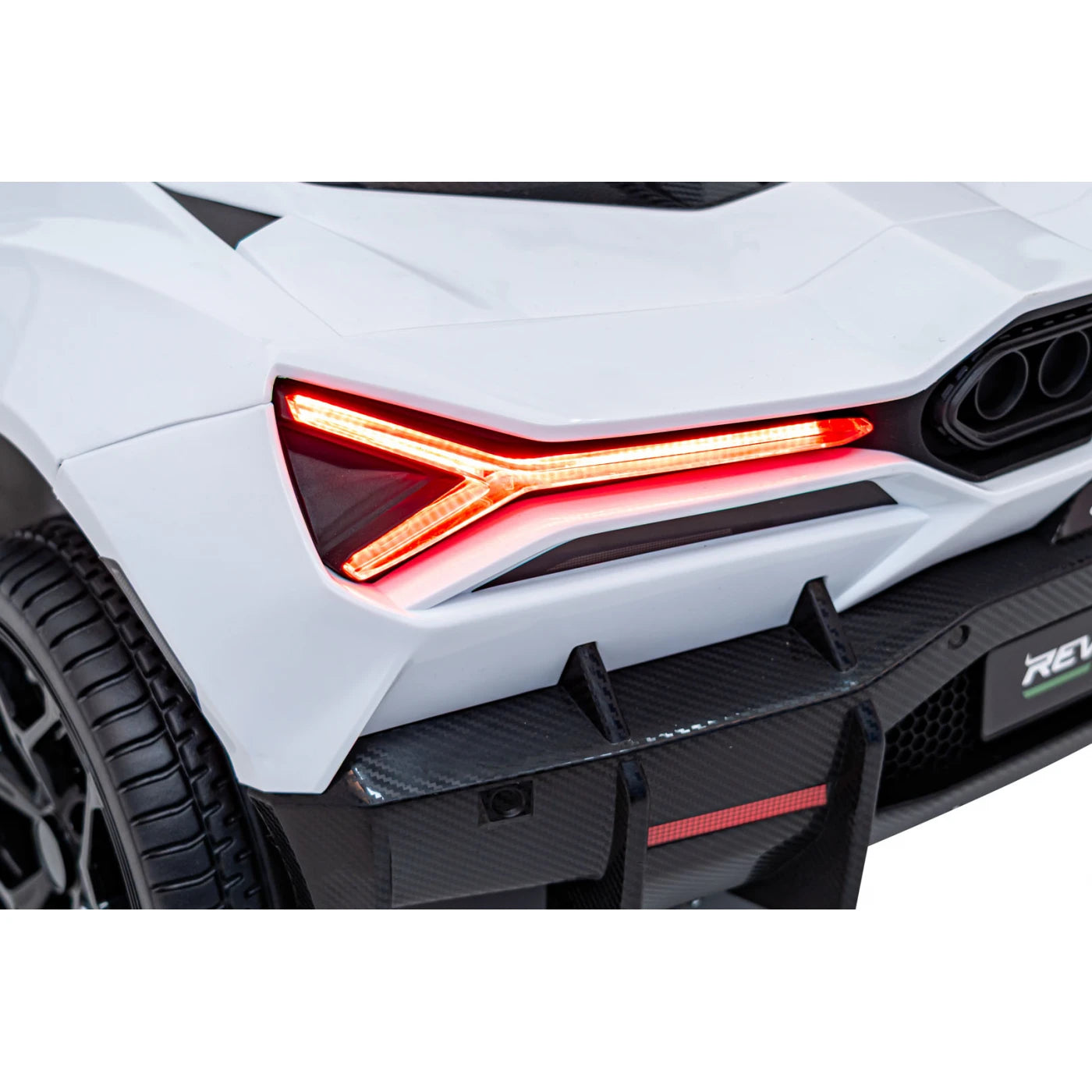 LAMBORGHINI REVUELTO XL WHITE 24V