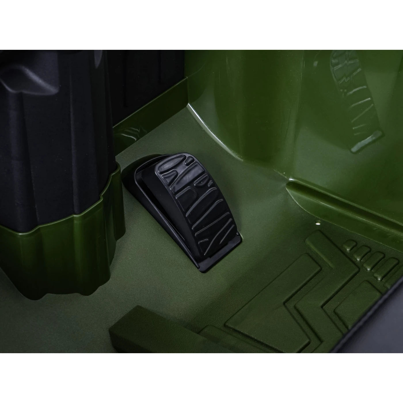 LAND ROVER DEFENDER 110 SVX GREEN 24V