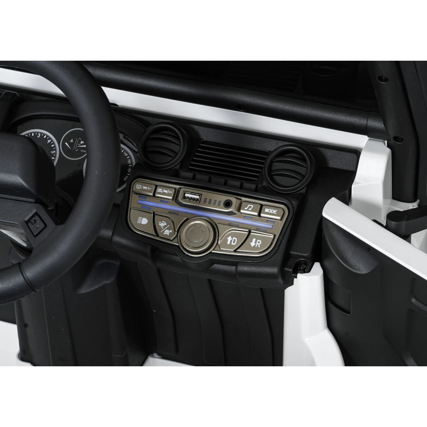 LAND ROVER DEFENDER 110 SVX WHITE 24V