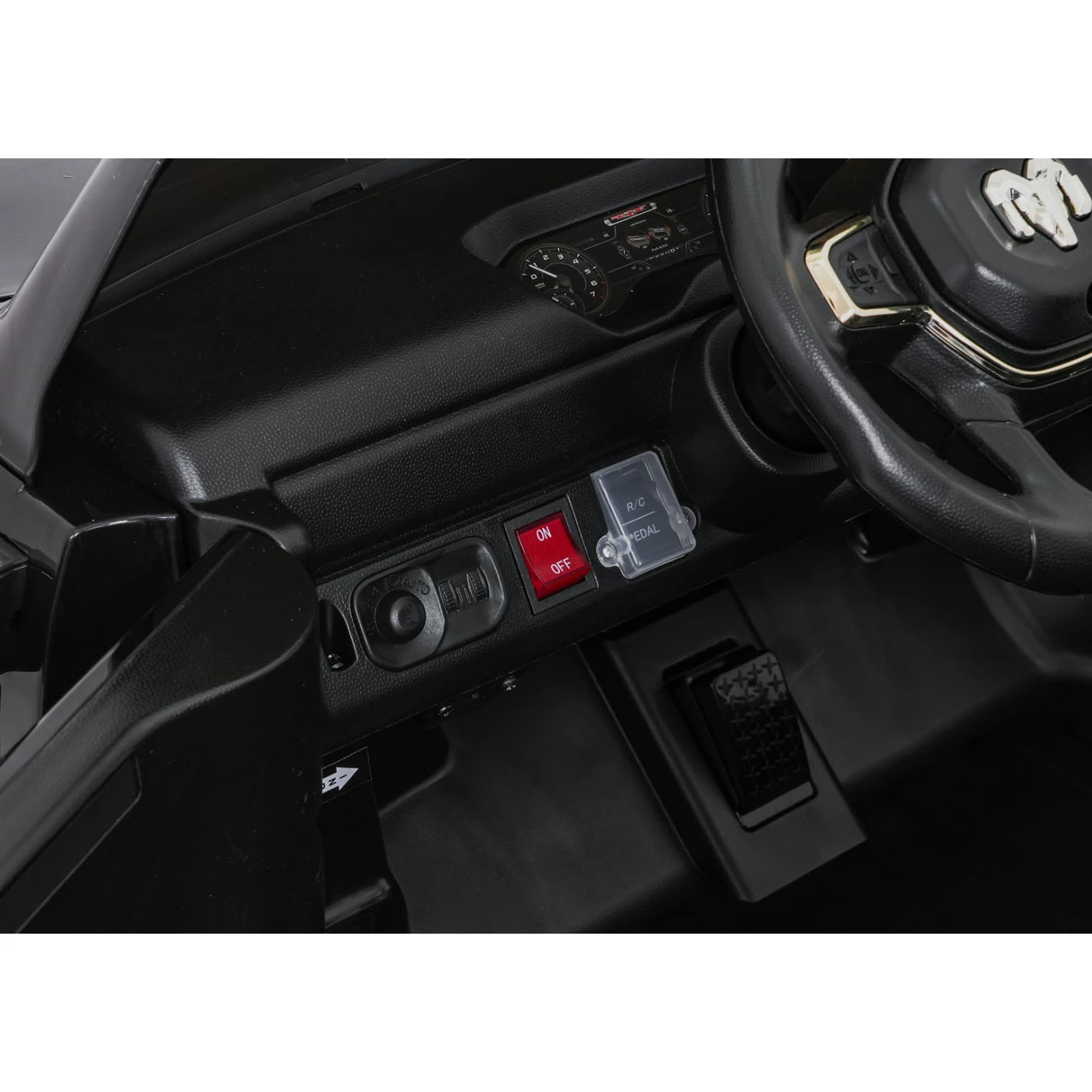 DODGE RAM 3500 BLACK 24V