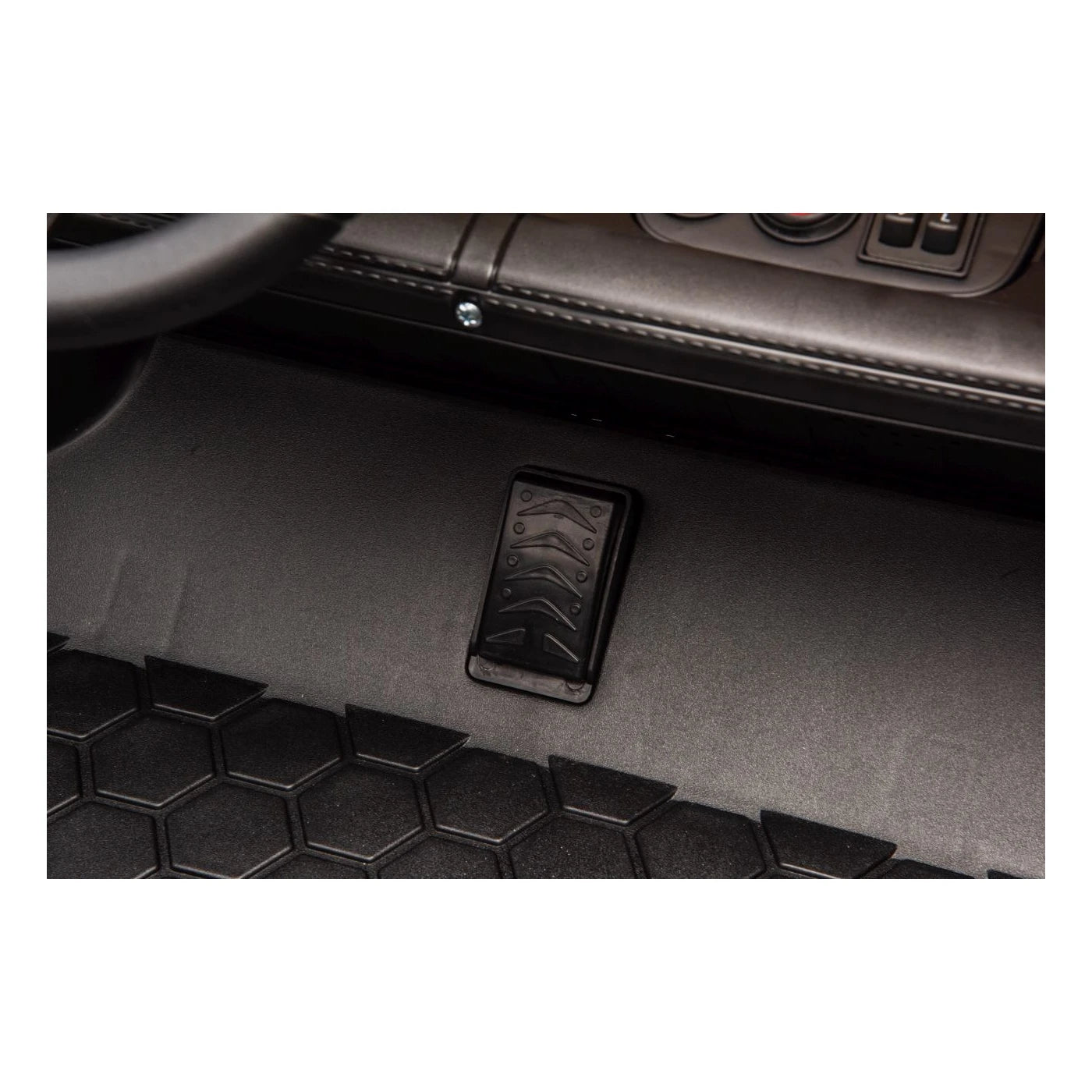 PORSCHE TAYCAN TURBO S BLACK 24v