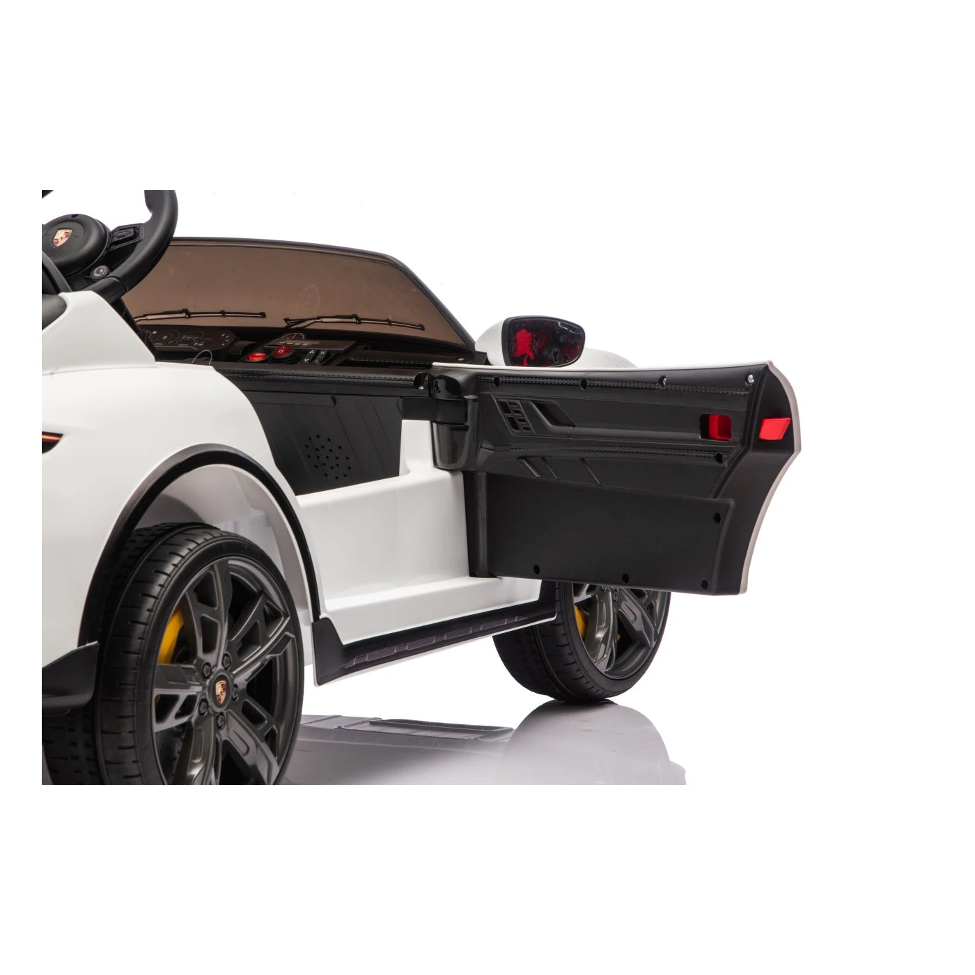 PORSCHE TAYCAN TURBO S WHITE 24v