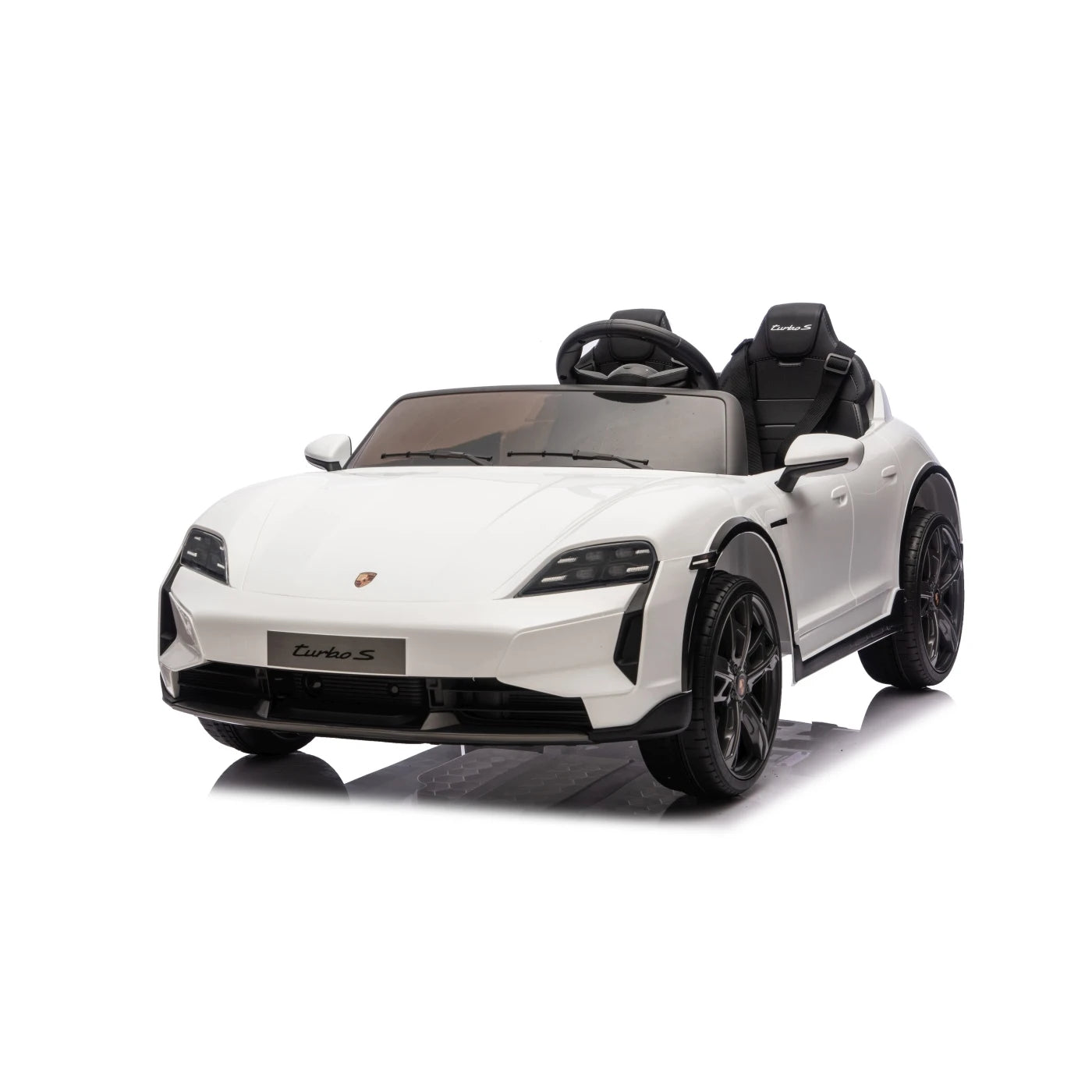 PORSCHE TAYCAN TURBO S WHITE 24v